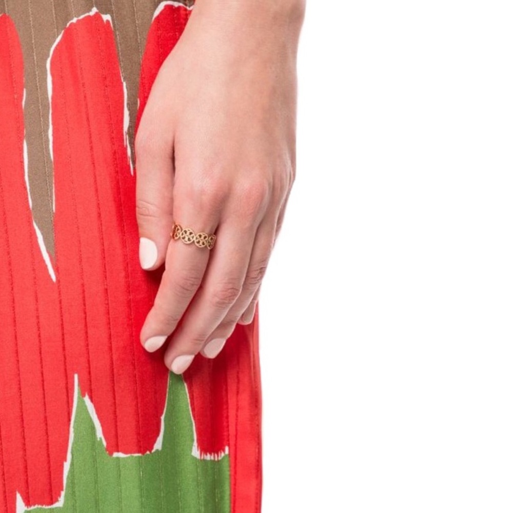Tory Burch Repeating Logo Ring - Picture 5 of 5